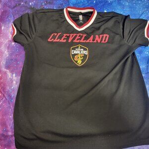 Womens NBA Cleveland Cavaliers Black Short-Sleeved Shirt Size Large